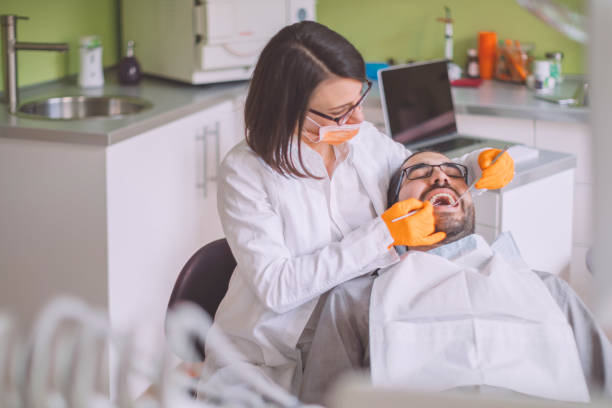 Best Dentist for Tooth Abscess  in Green Springs, OH